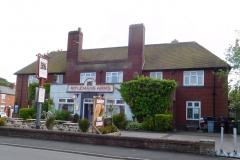 Plans to demolish pub to make way for eight houses