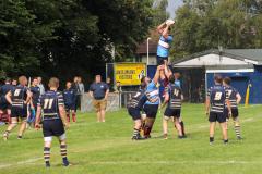 Rugby: Wolves kick off the season with an impressive win