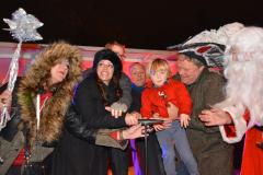 Thousands flock to Wilmslow Christmas lights switch on