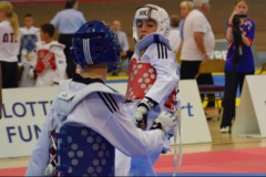 Taekwondo star to fight for England