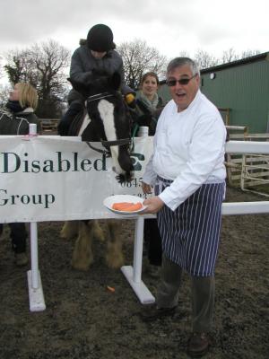 Enzo Mauro meets Badger the horse from Mid Cheshire Riding for the Disabled
