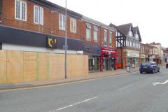 Two arrested for distraction theft at Wilmslow jewellers