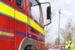 Wheelie bin fire damages two cars