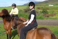 Hundreds to saddle up for charity horse ride