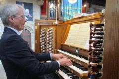 Church organist to perform his farewell recital