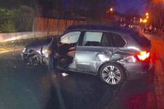 Men arrested after stealing and crashing car