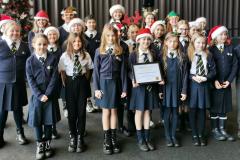 School choirs receives community awards