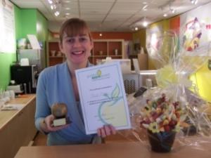 edible arrangements,fruit bouquets,wilmslow party,flowers wilmslow,mothers day,passion leaf,gifts,chocolate coated fruit,party food,bouquets, chocolate fountain,fruit basket,golden apple-5