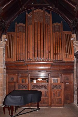 Wilmslow organ1